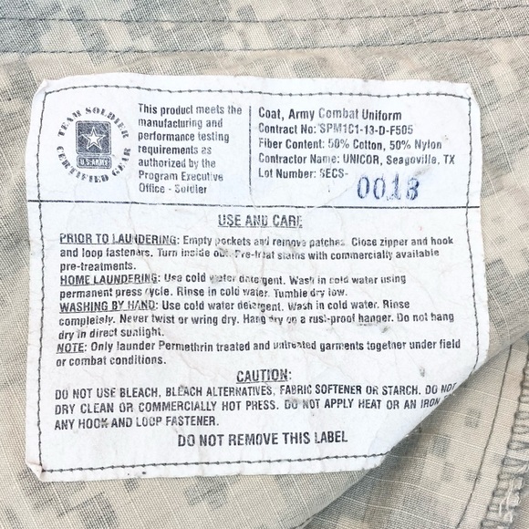 U.S. Army Combat Uniform Jacket / Shirt in Short - Picture 7 of 15